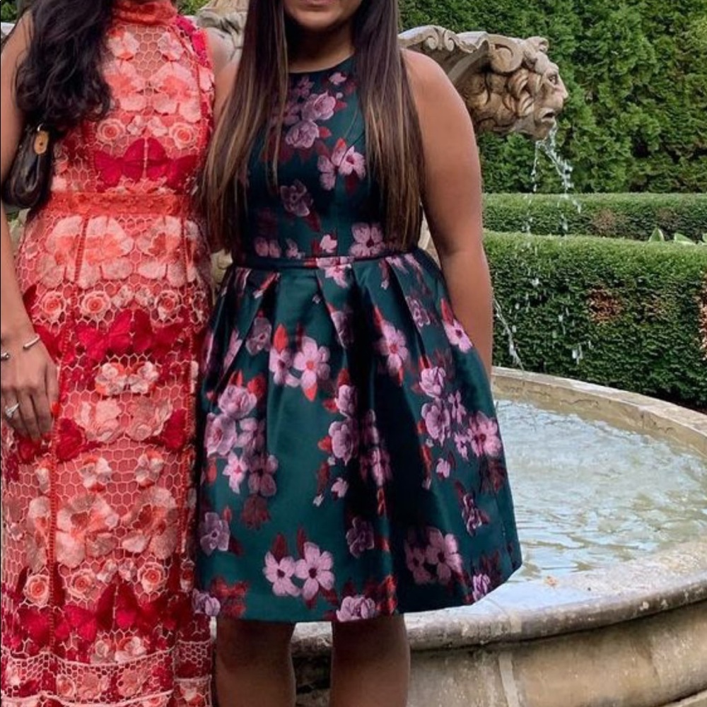 Green floral short formal dress with pockets